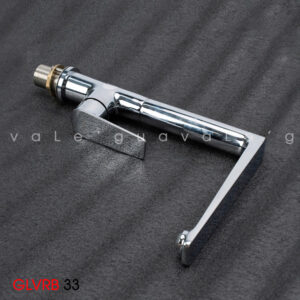 lắp đạt vòi bếp